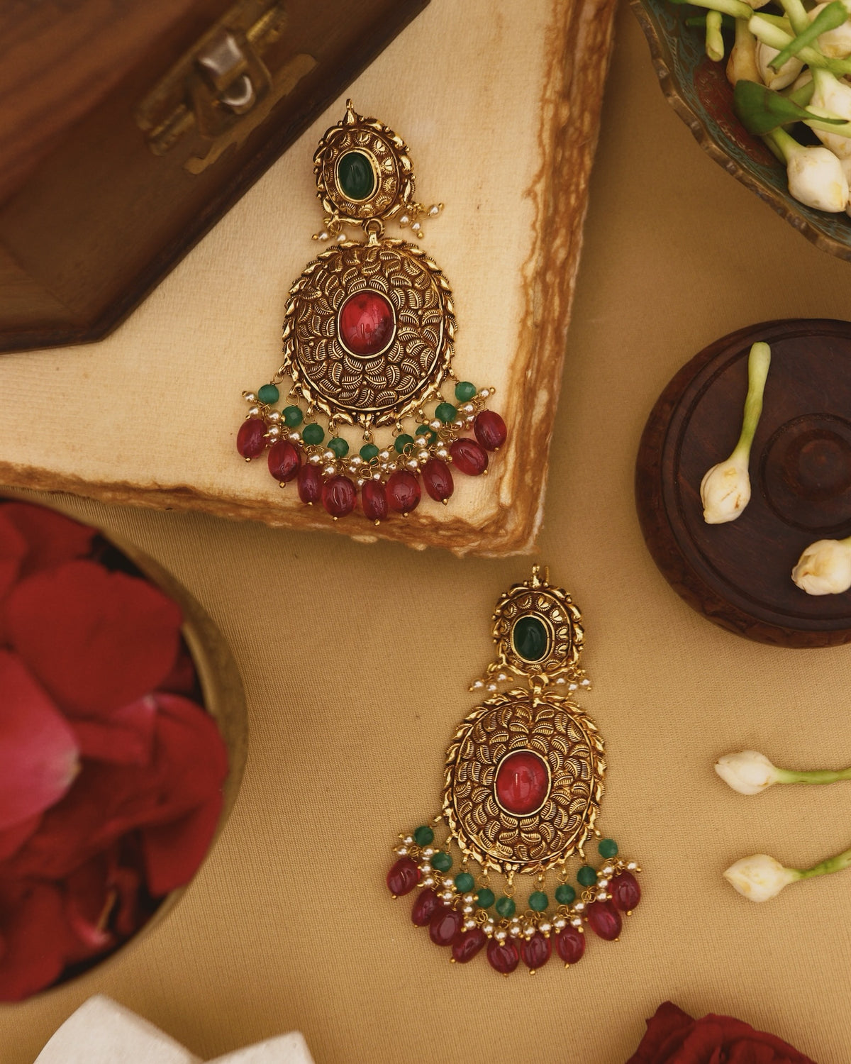 noori earrings