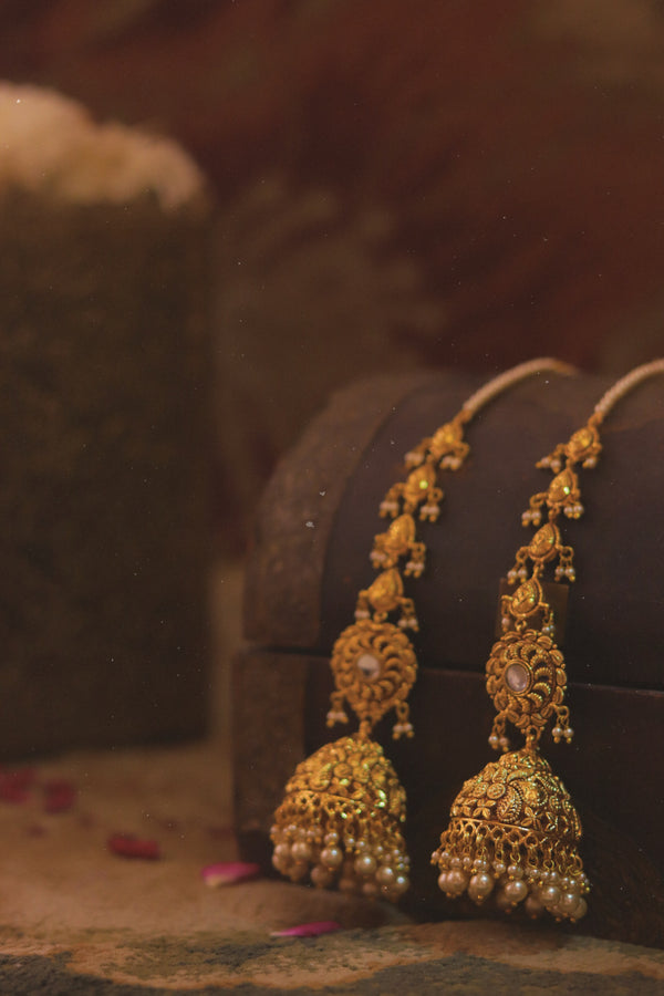 Moti Mahal Jhumki Earrings