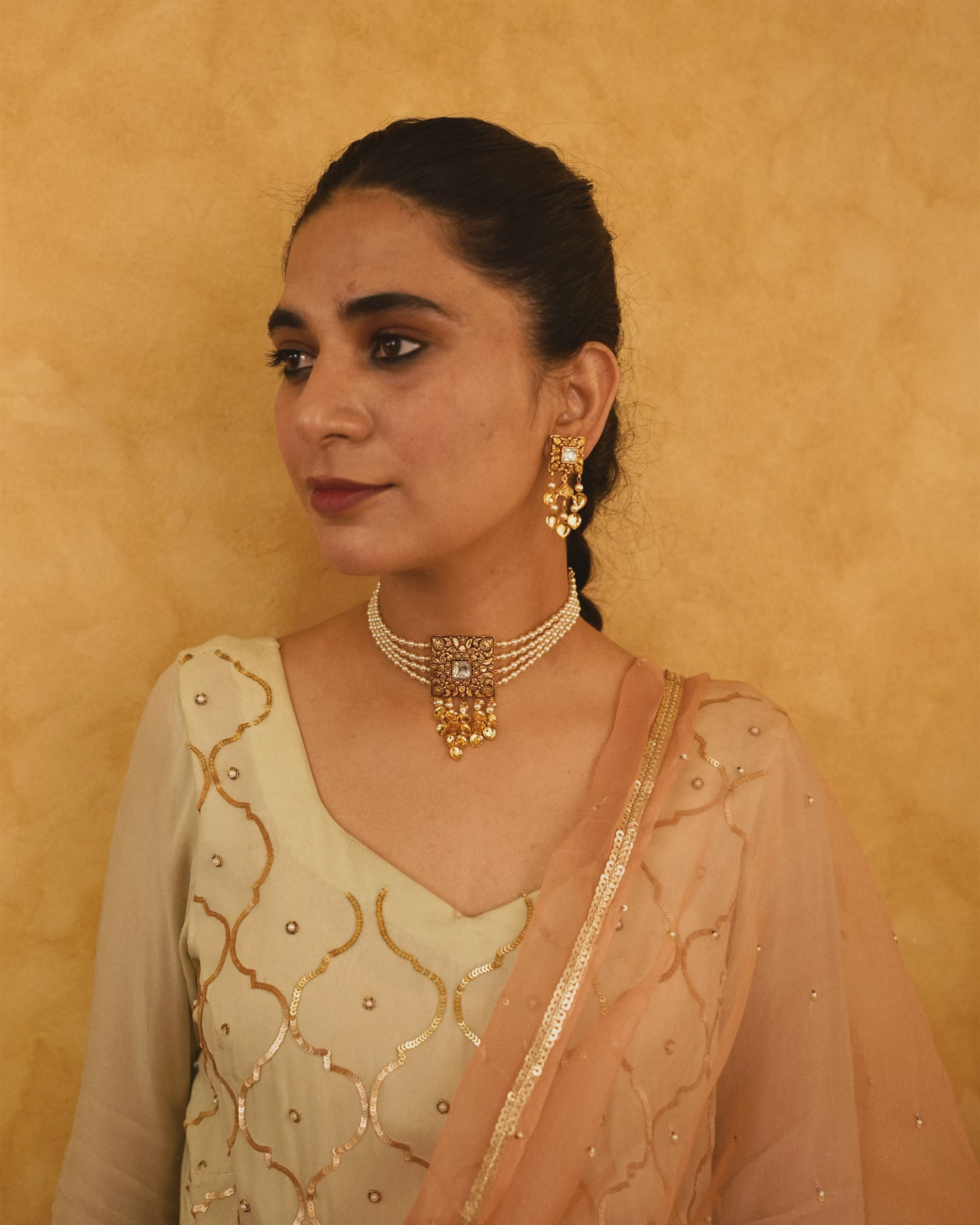 Zeenat Pippal Patti Choker Set