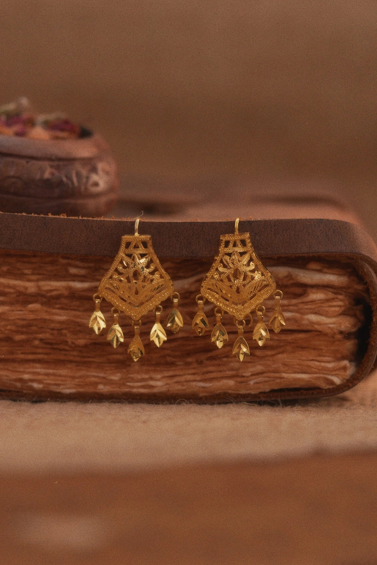 Tarun Studs
