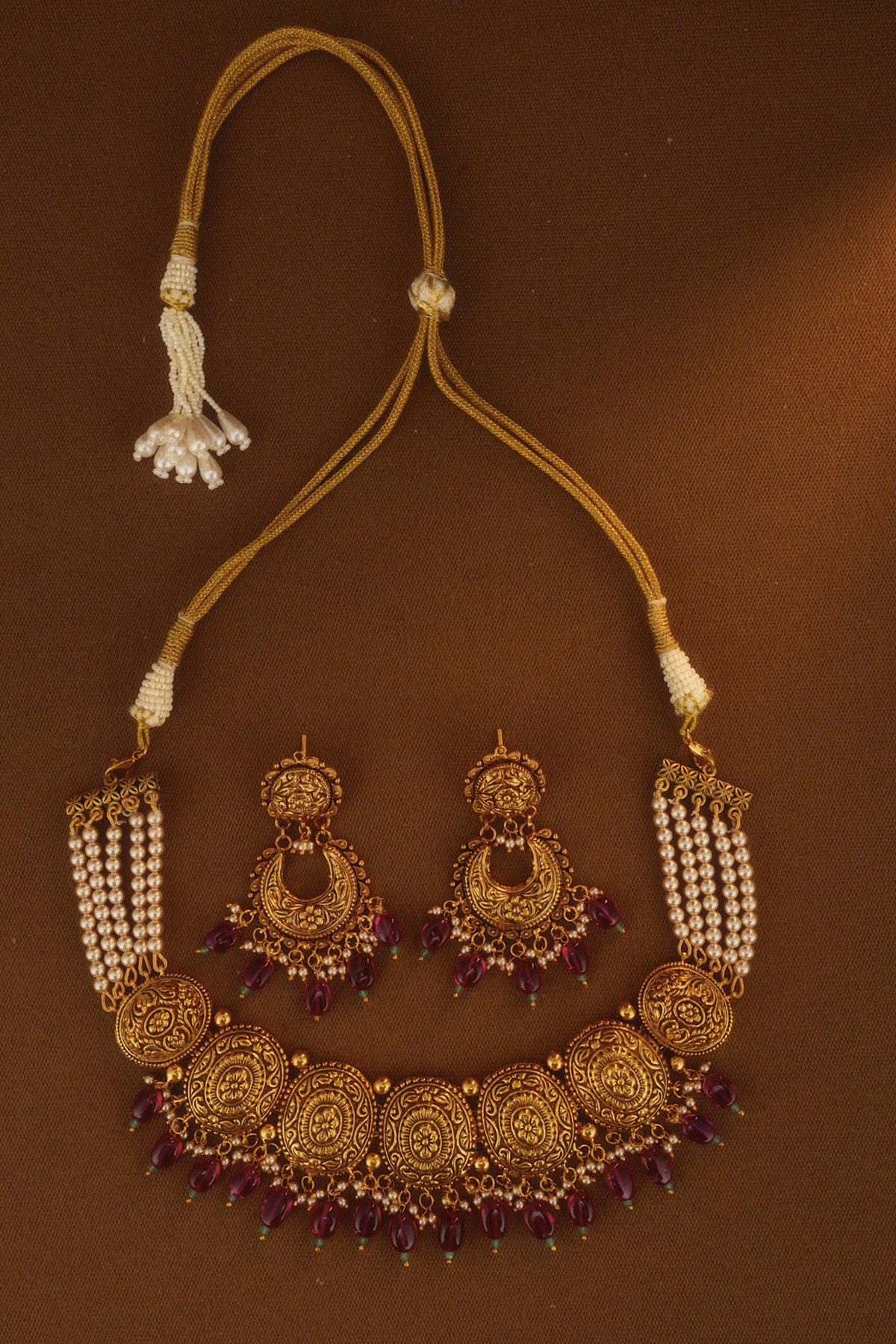 Gul Ruby Choker Set