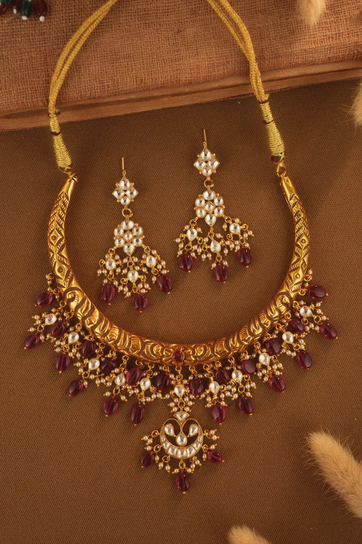 Ruby kundan Hasli Set