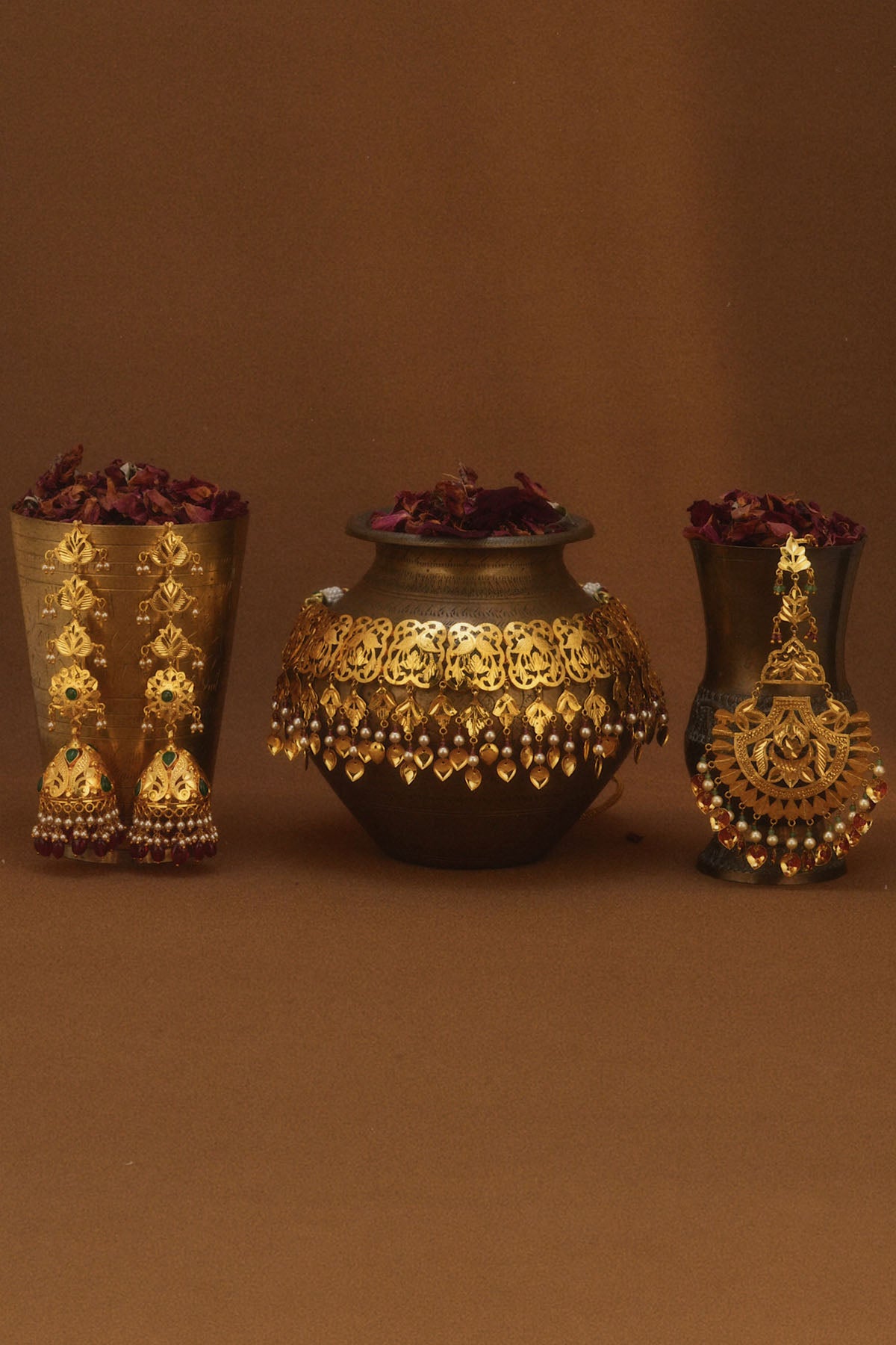 Heeramandi Choker Set with Tikka