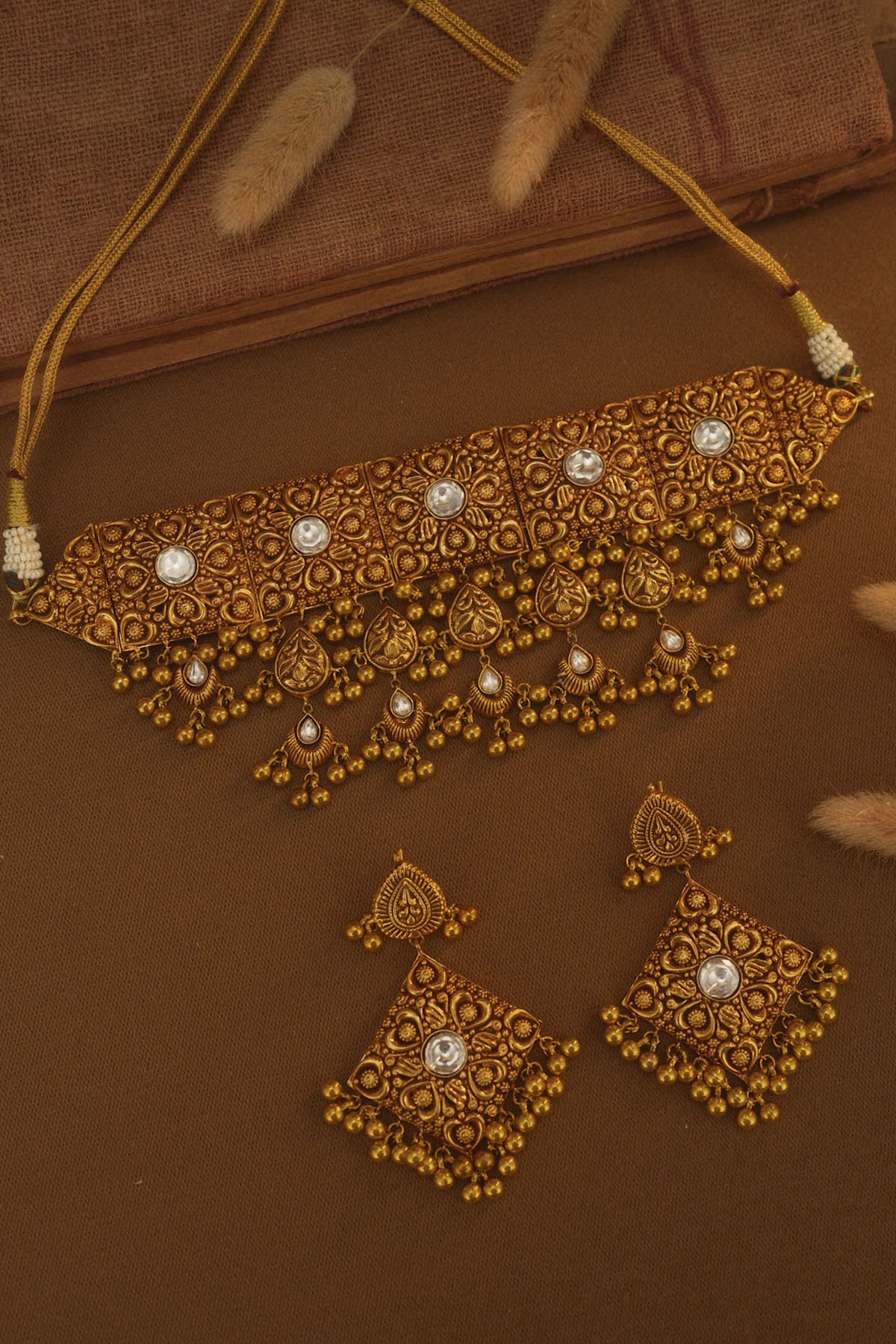 Mehraab Choker Set