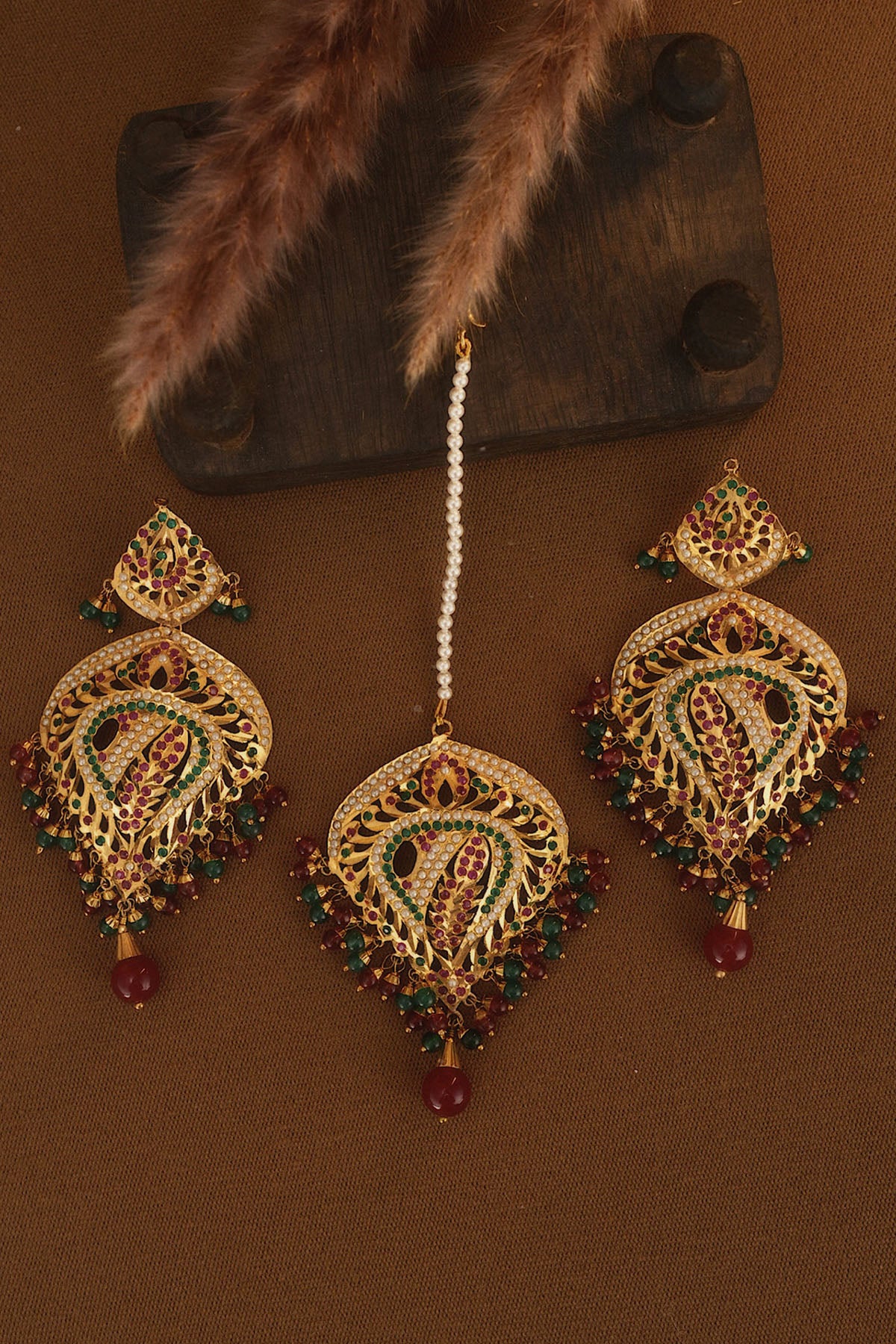 Jadau Earring Tiikka Set