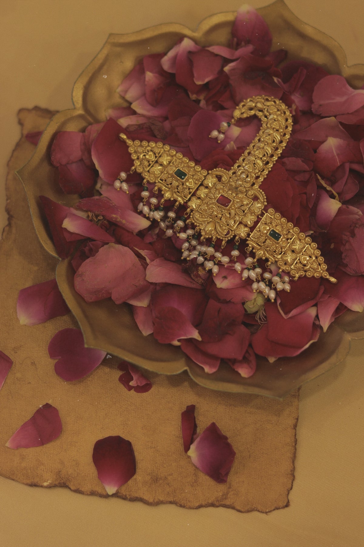Khalid Antique Gold Kalgi