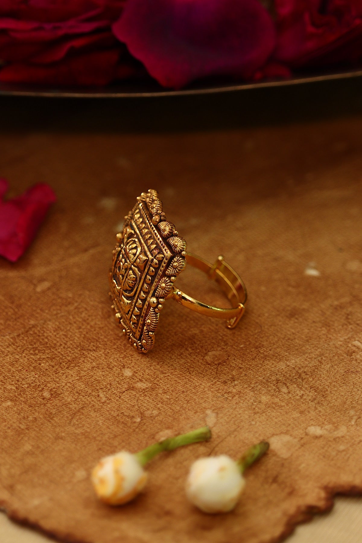 Zoya Ring