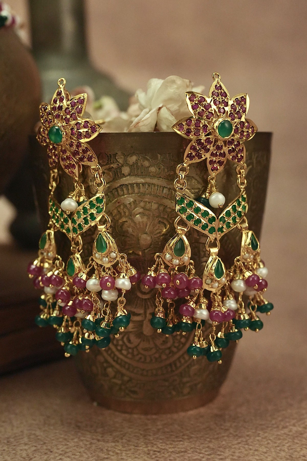 Gulnaar Jadau Choker Set