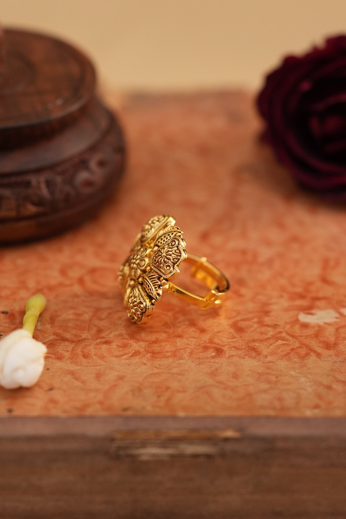 Nanki Ring
