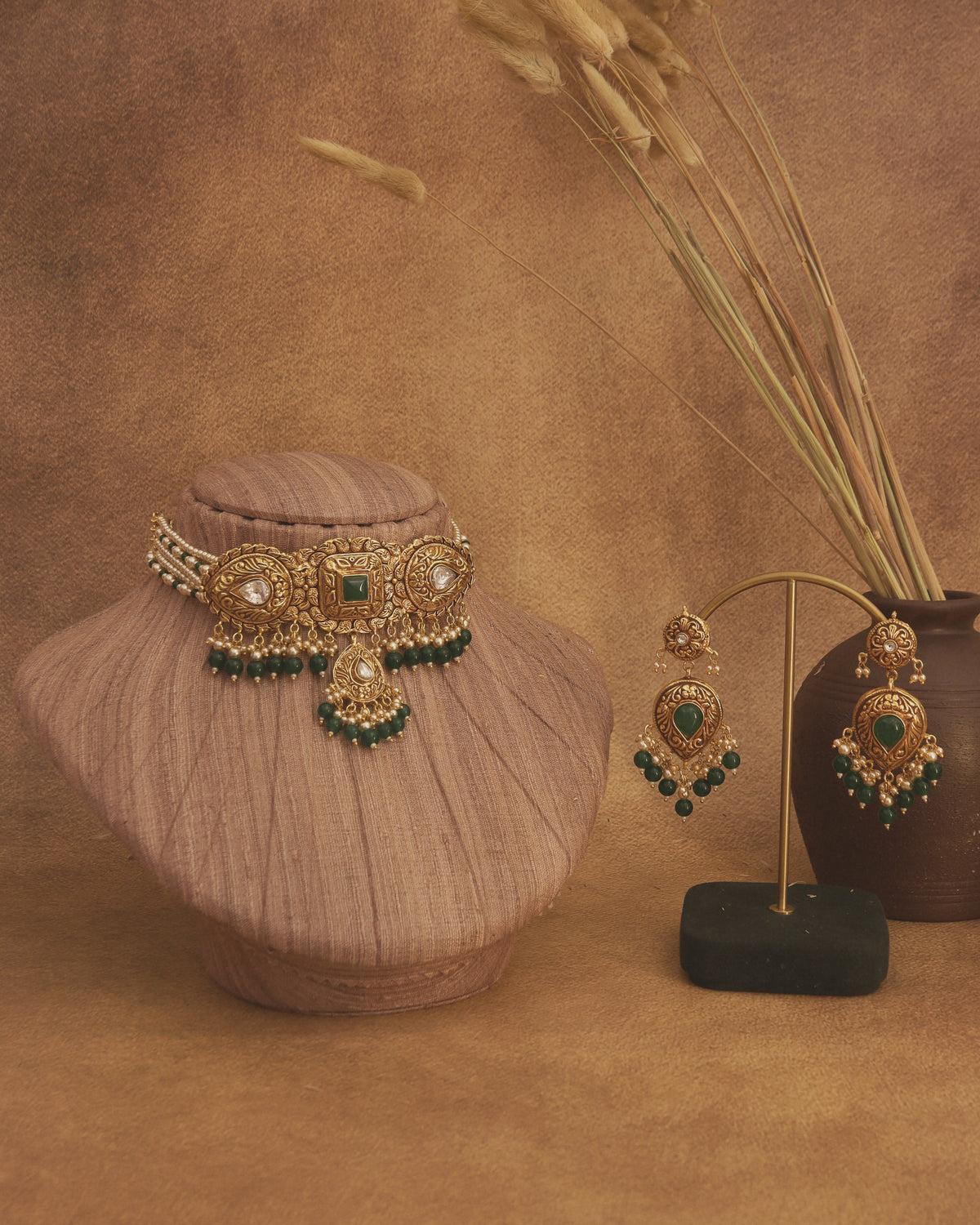 Ridma Emerald Choker Set