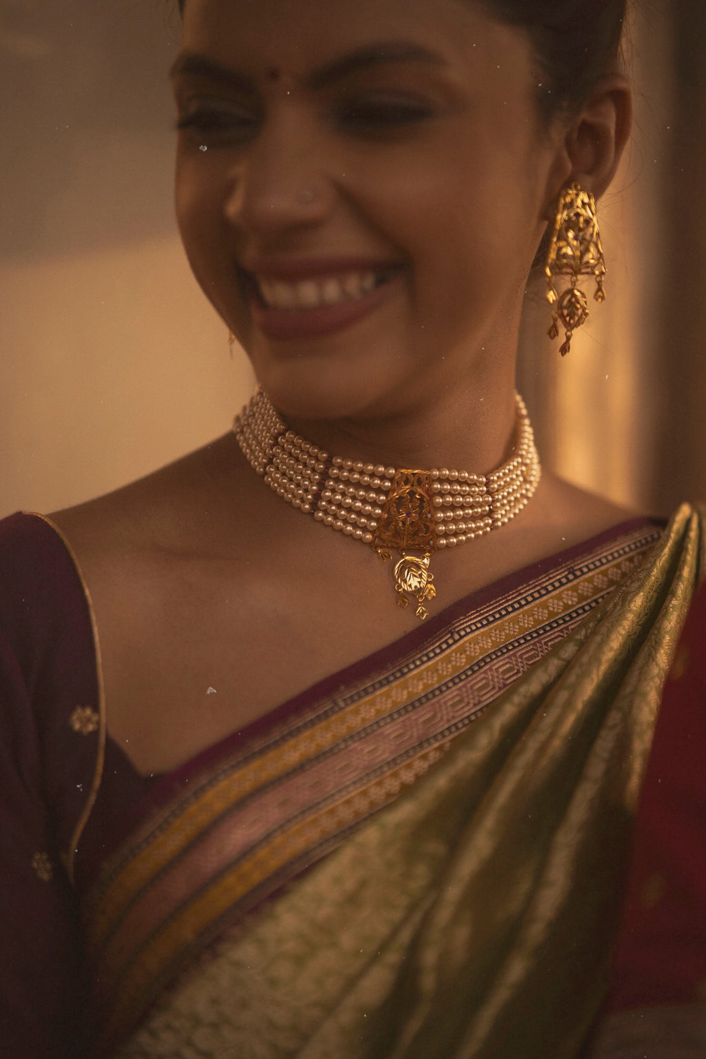 Raha Pearl Choker Set
