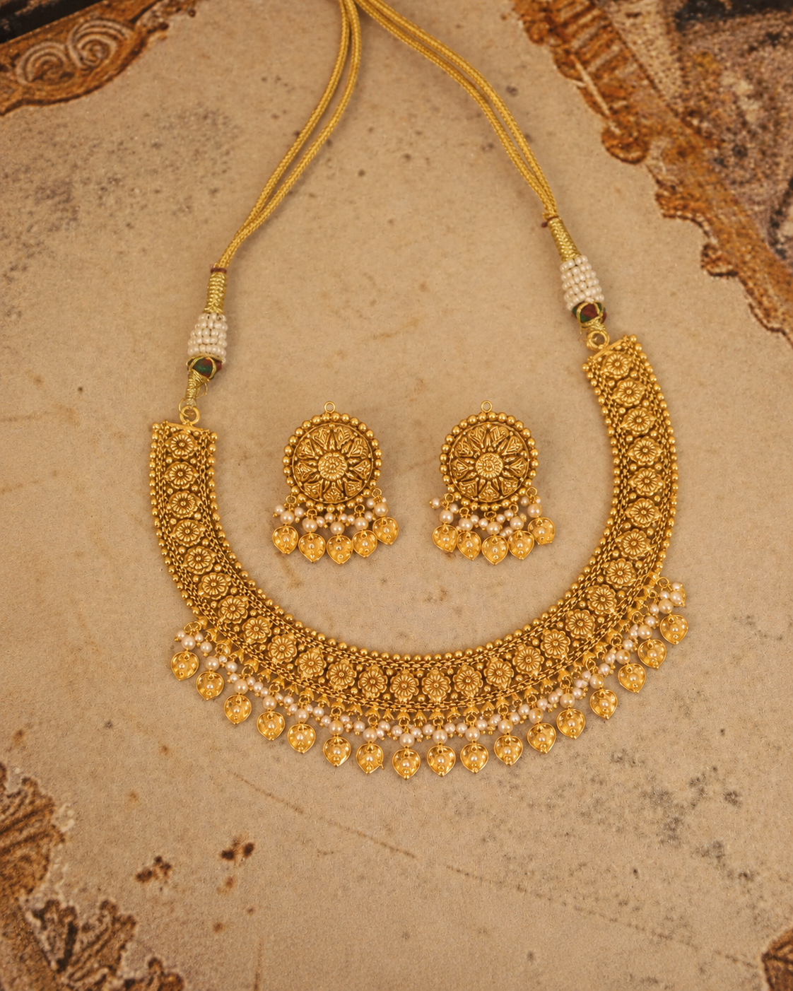 Suhair Necklace Set