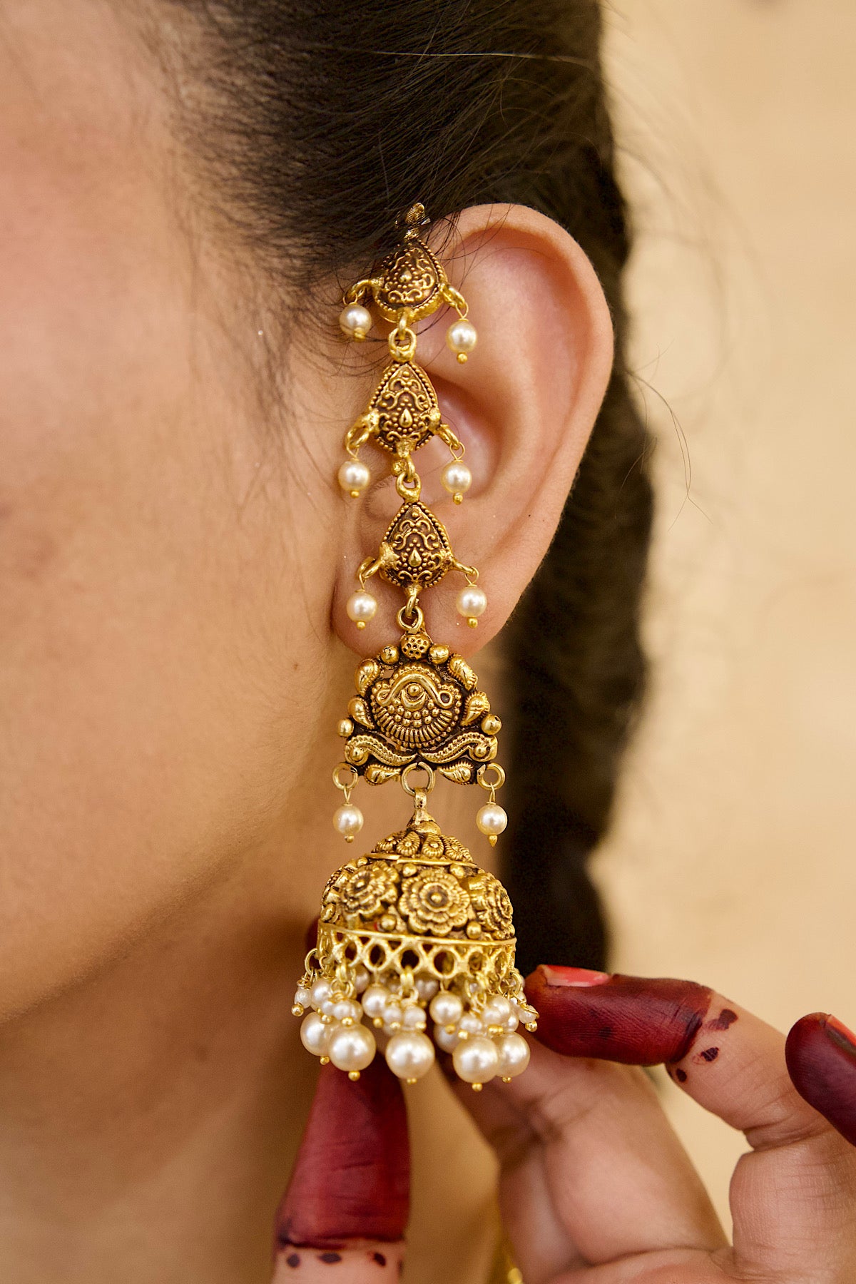 Rabia jhumki