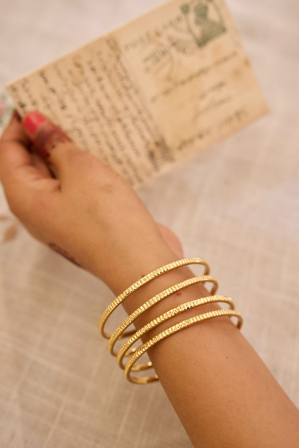 Mona Bangles 4pc