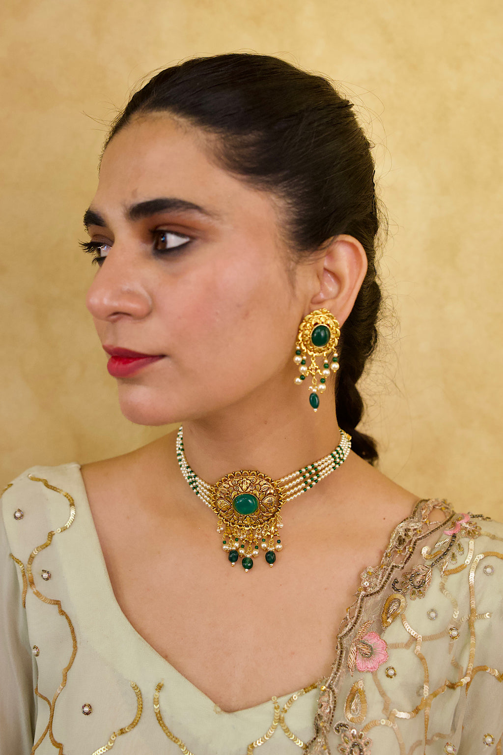 panna choker set