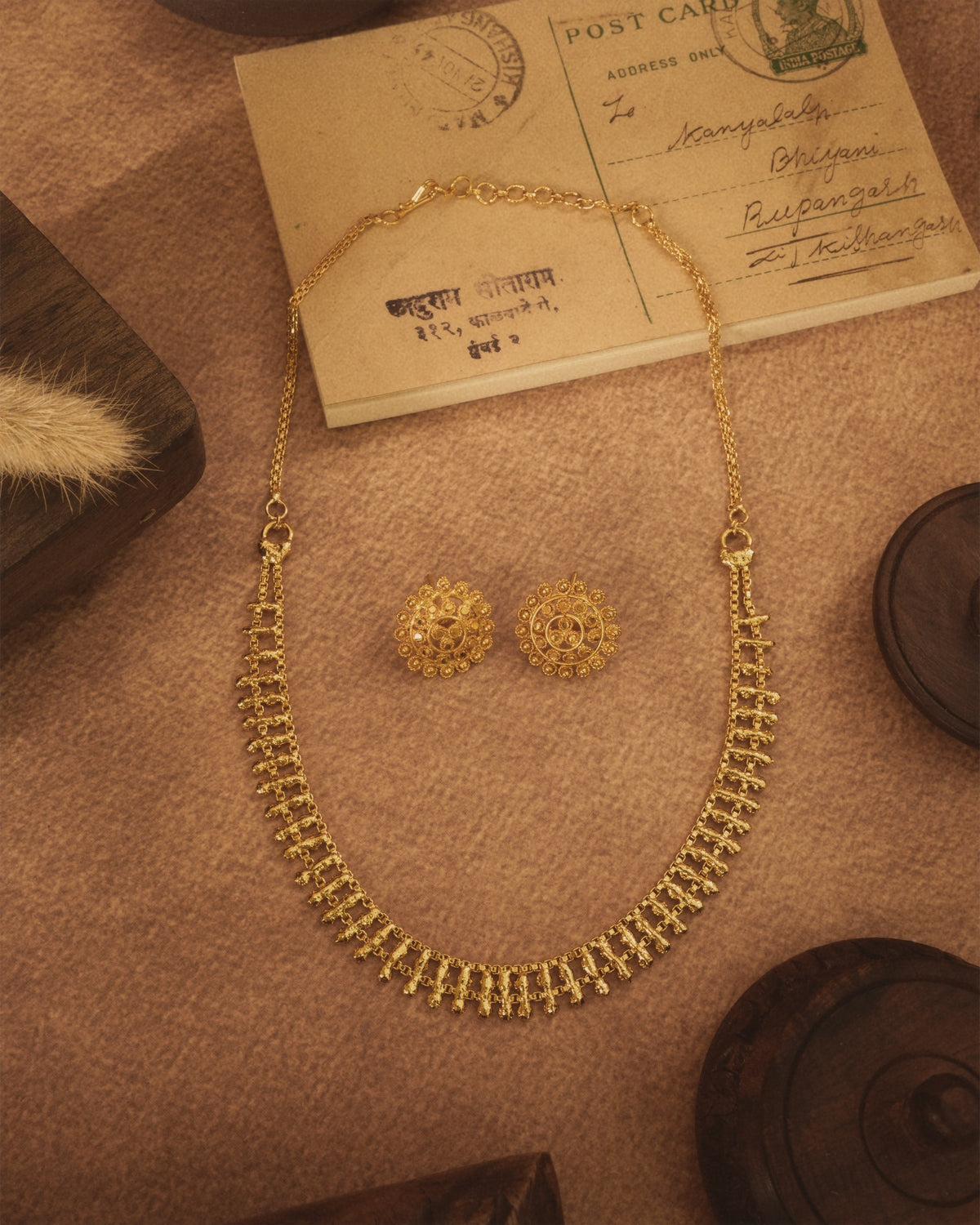 Queen Necklace set